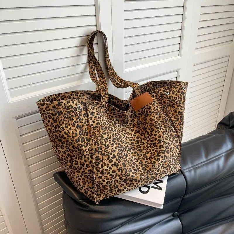 Intims - Grand Sac Cabas Fourre-Tout à Motif Léopard - 10001FR