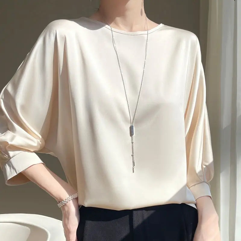 Blouse Intemporelle en Satin Manches 3/4