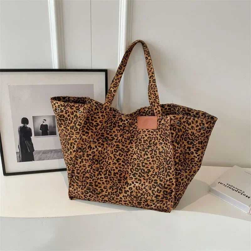 Intims - Grand Sac Cabas Fourre-Tout à Motif Léopard - 10001FR