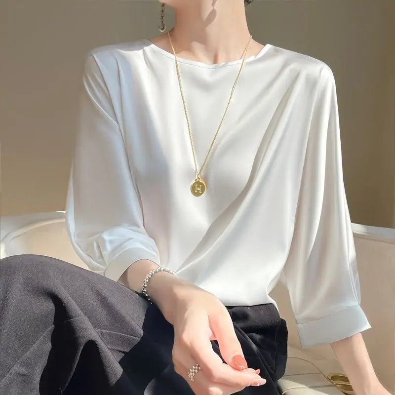 Blouse Intemporelle en Satin Manches 3/4