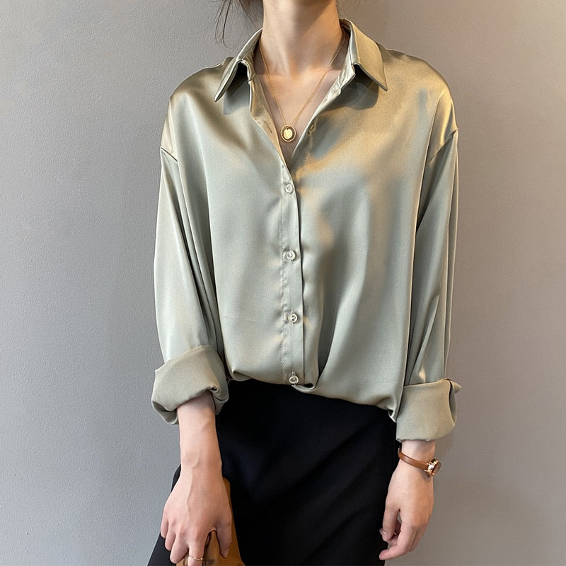 Intims - Timeless satin blouse