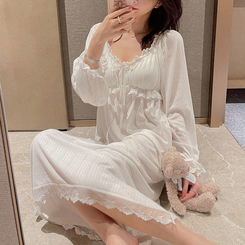 Intims - Chemise de nuit long Blanche à dentelle