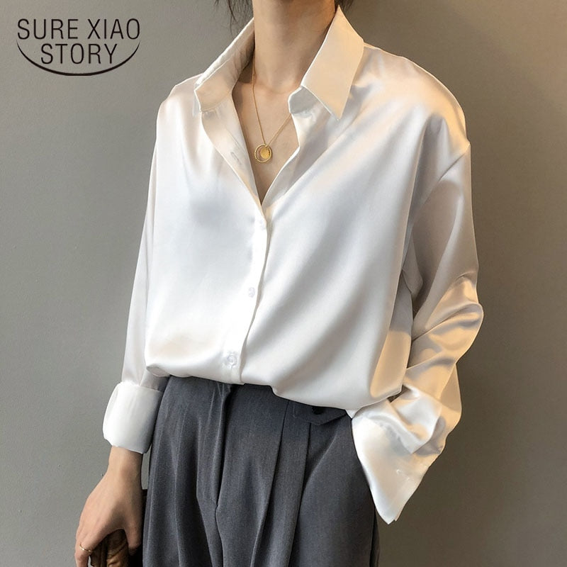 Intims - Timeless satin blouse
