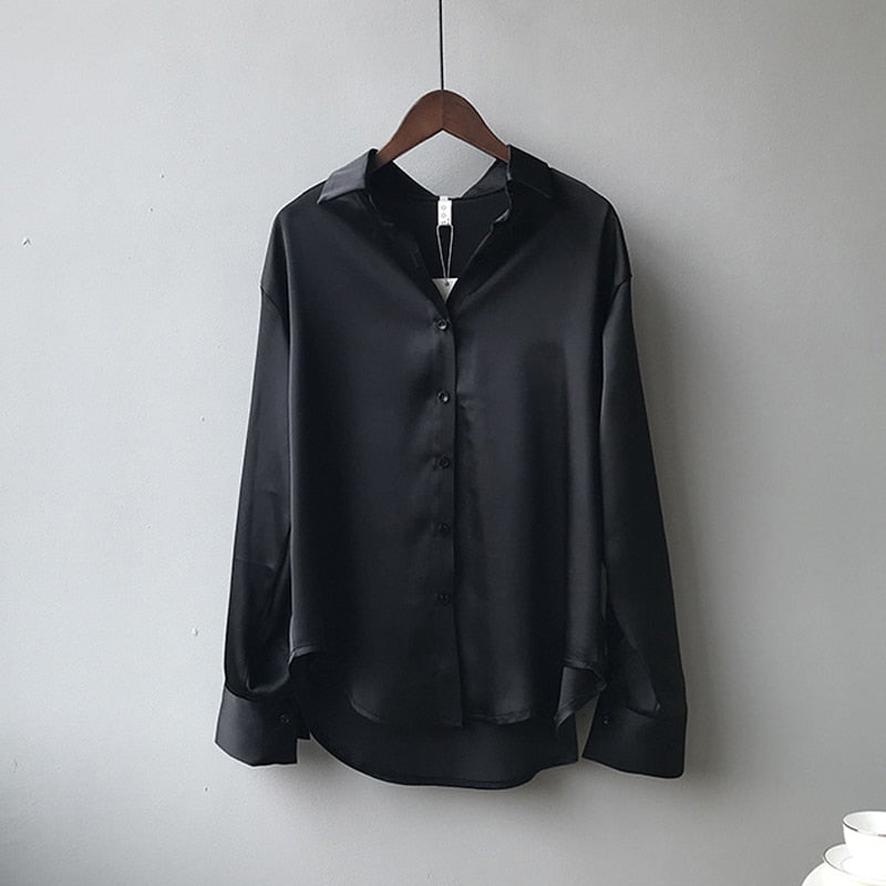 Intims - Timeless satin blouse