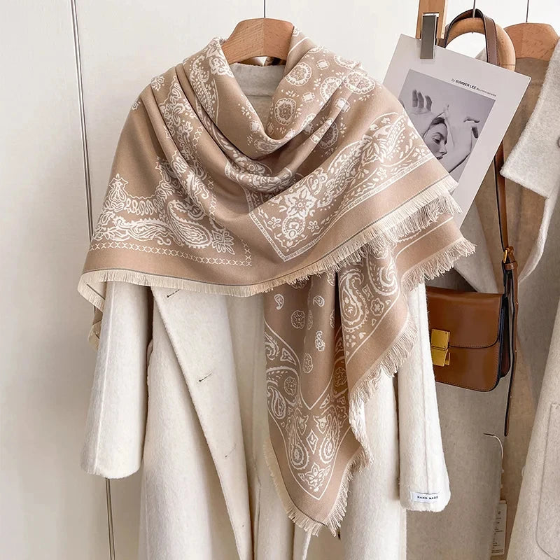 Écharpe Imitation Cachemire Motif Bandana