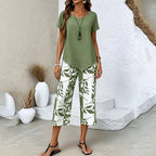 Ensemble Femme 2 Pièces Été – Haut Asymétrique & Pantalon Capri à Imprimé Feuilles