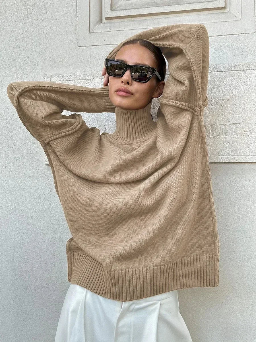Pull en maille épaisse à col roulé - Détail Surpiqûre