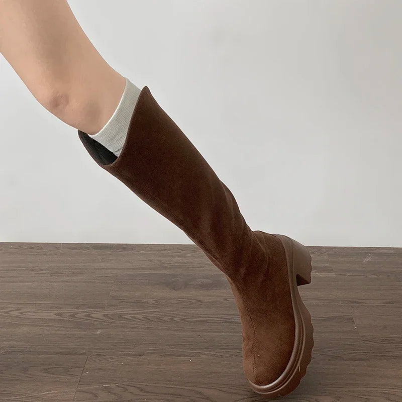 Bottes Cavalière Montantes en Suédine à Plateforme