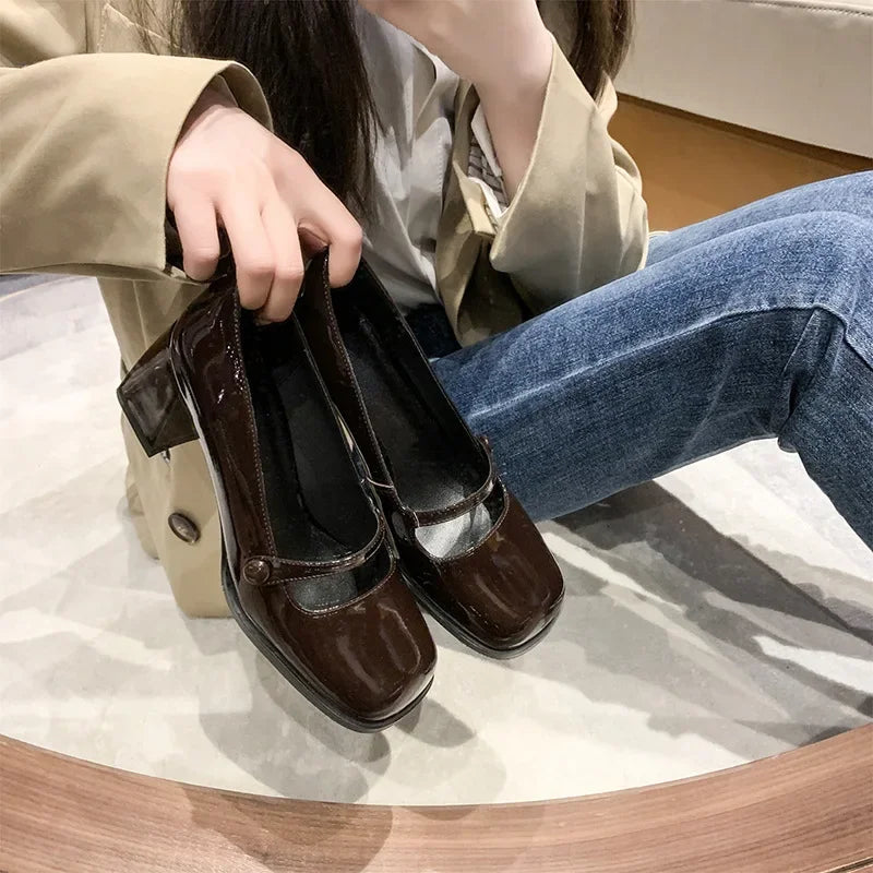 Escarpins talon carré