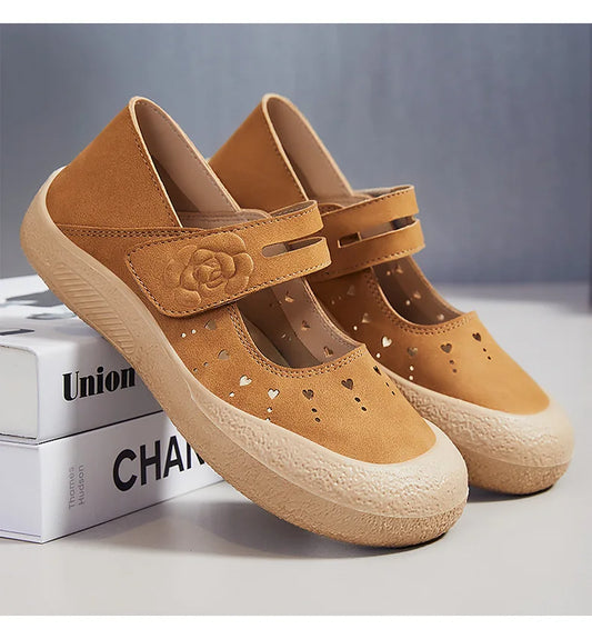 Ballerines en Daim à Bride Velcro Ajourées à Coeur