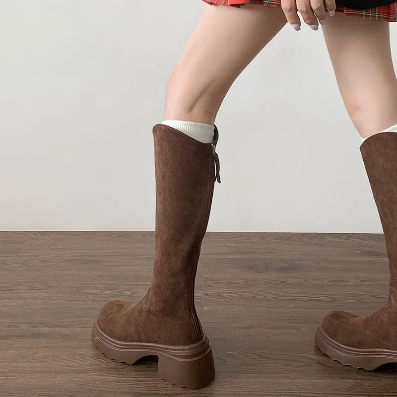 Bottes Cavalière Montantes en Suédine à Plateforme