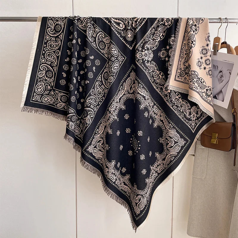 Écharpe Imitation Cachemire Motif Bandana