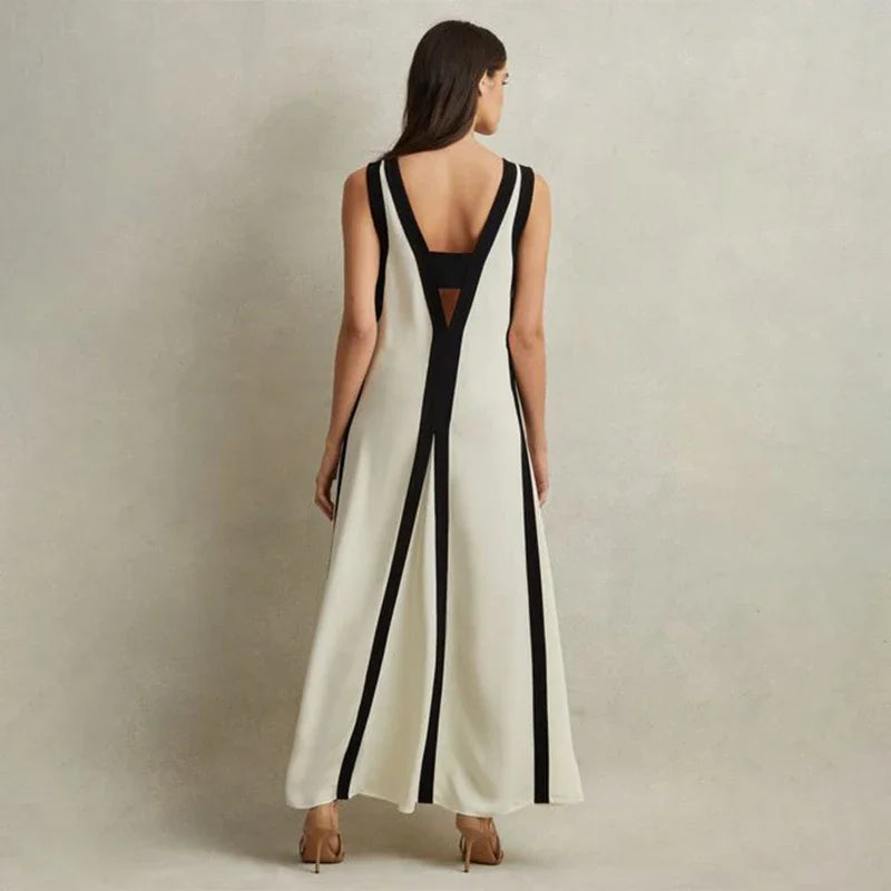 Intims - Robe élégante patchwork Noir & Blanc avec col en V - 75319FR