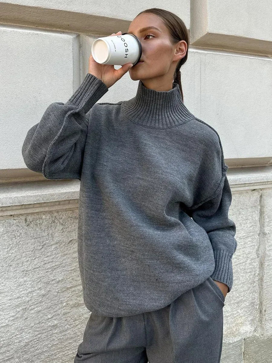 Pull en maille épaisse à col roulé - Détail Surpiqûre