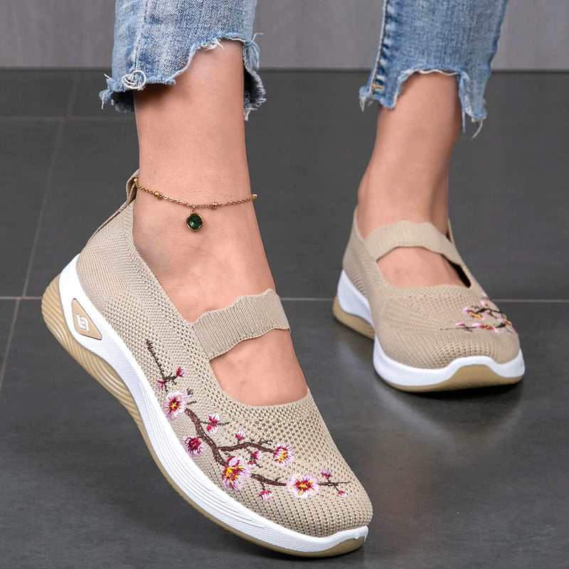 Intims - Mocassins en Maille avec Broderie Florale Printemps - 57342FR