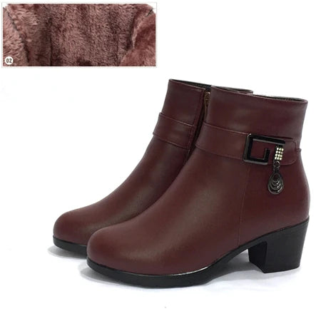 Intims - Bottines à Talon en Cuir avec Boucle et Bijoux Décoratifs - 57382FR