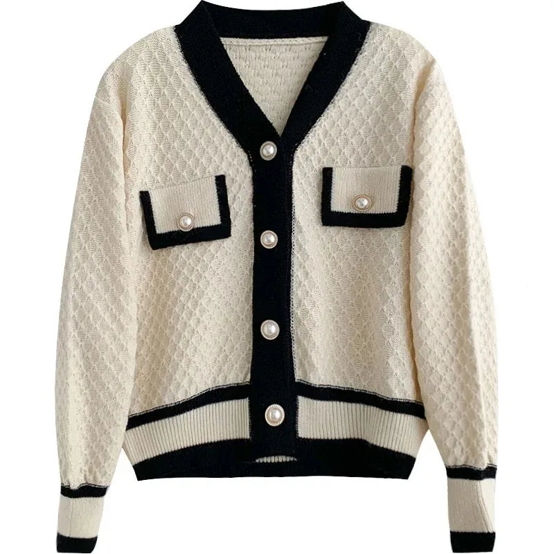 Cardigan Chic avec Bouton en Perle