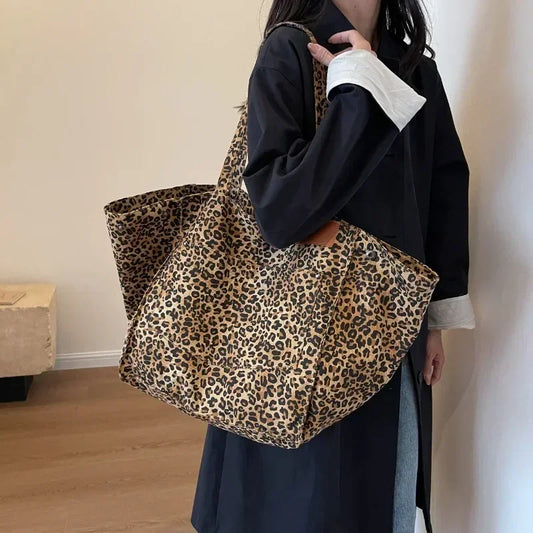 Intims - Grand Sac Cabas Fourre-Tout à Motif Léopard - 10001FR