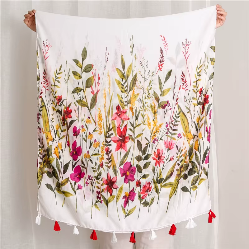Intims - Foulard Printanier en Viscose à Imprimé et Pompoms pour Femmes - 58291FR