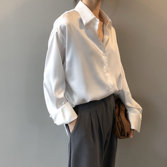 Intims - Timeless satin blouse