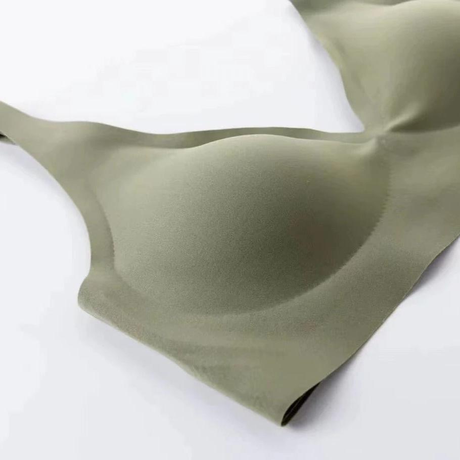 Intims - Soutien-gorge triangle invisible